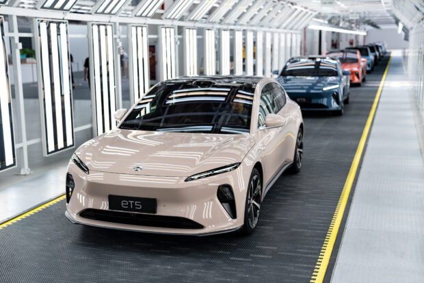 Le chinois Nio pourrait lancer un modèle hybride pour l’Europe