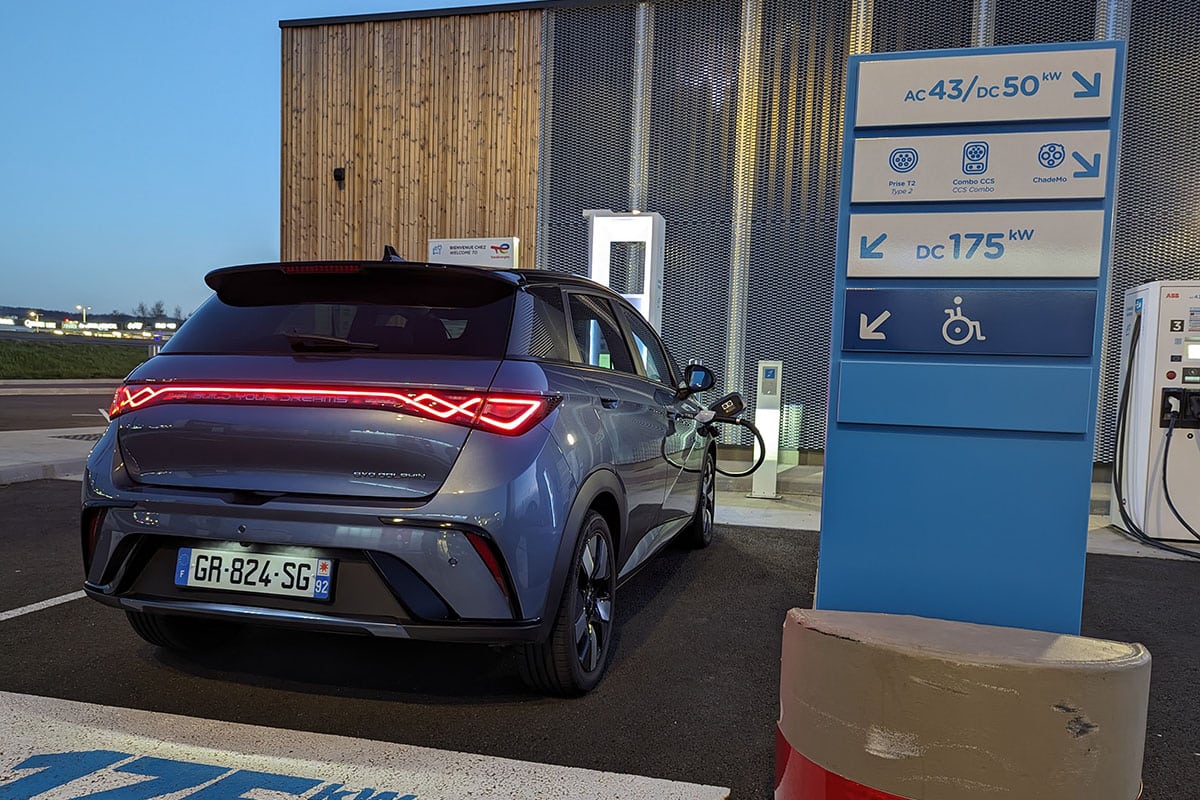 Essai BYD Dolphin les temps de recharge et de voyage de notre Supertest