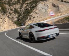 Porsche va bientôt dévoiler la 911 hybride