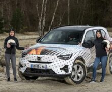 Interview – Céline et Sarra vont faire le Rallye Aïcha des Gazelles en Volvo XC40 électrique