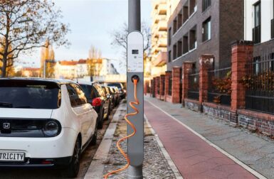 Bornes de recharge pour les voitures électriques : quels pays sont à la traîne en Europe ?