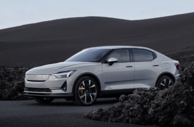 La Polestar 2 continue de s’améliorer avant son arrivée en France