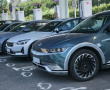 Recharge des voitures électriques : le nouveau jackpot des sociétés d’autoroutes ?