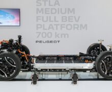 Stellantis va travailler avec le CEA pour améliorer les batteries de ses voitures électriques