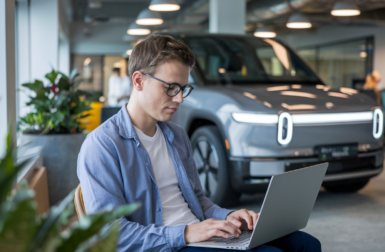 Ces géants de la tech qui œuvrent dans l’ombre de la voiture électrique