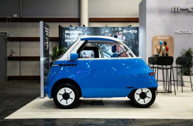 Mondial de l’Auto 2024 – Microlino Spiaggina : un mini cabriolet électrique craquant mais au prix délirant