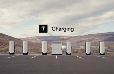 Tesla Superchargeurs V4 : les nouvelles bornes de 500 kW arrivent, ça change quoi ?