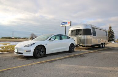 Témoignage – Les stations de recharge sont-elles adaptées aux véhicules électriques qui tractent ?