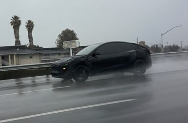 Vidéo : le nouveau Tesla Model Y Juniper se montre un peu plus, on voit du changement à l’arrière