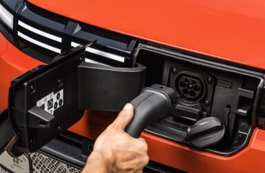 Recharge des voitures électriques : attention à ce changement important dès fin 2025