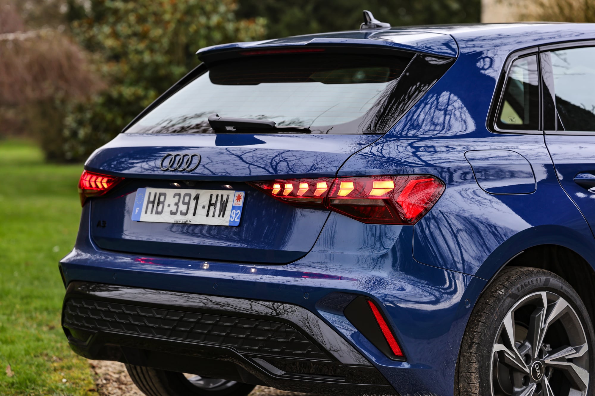 Audi A3 TFSI e : notre ESSAI de la compacte hybride rechargeable