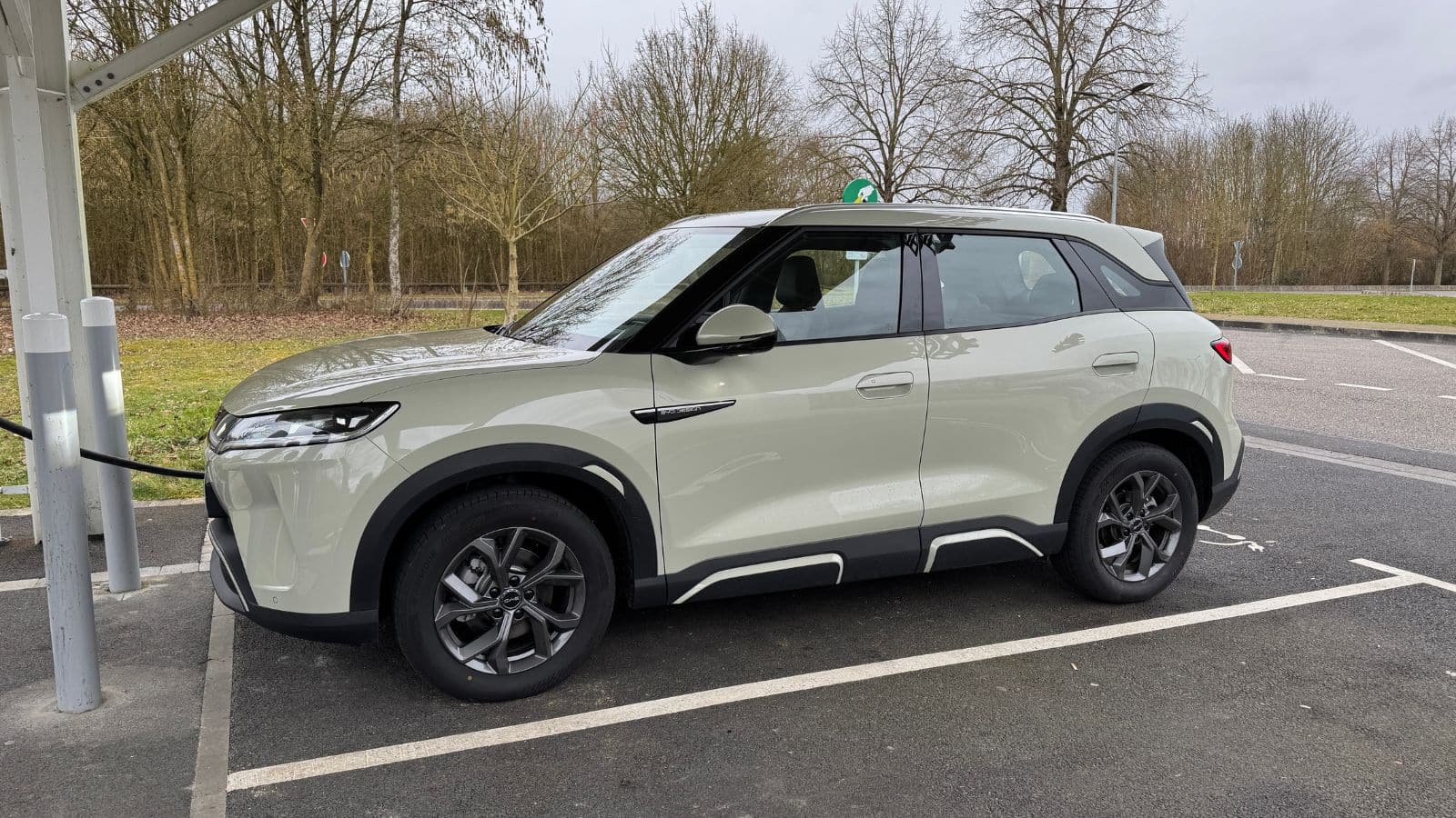 BYD Atto 2 : le SUV urbain électrique bien bétonné à l'essai
