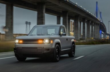 Déjà 100 000 réservations pour le pick-up électrique à prix cassé du patron d’Amazon