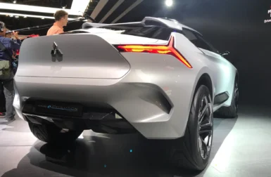 Le fabricant de l’iPhone va produire une Mitsubishi électrique