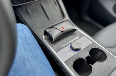 Test Enhance S3XY Knob et Buttons : les commandes physiques qui manquaient aux Tesla Model 3 et Y ?