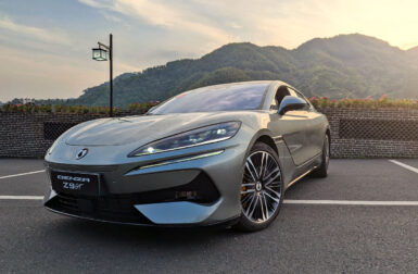 Prise en main : Denza Z9 GT, peut-elle rivaliser avec la Porsche Panamera E-Hybrid ?