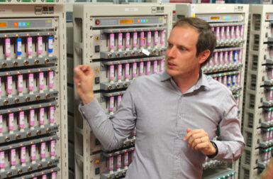 Reportage dans l’usine VoltR : des batteries en seconde vie meilleures que des neuves ?!