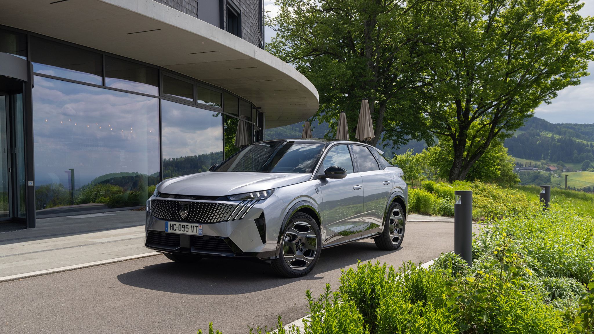 Promo Peugeot e-3008 : le SUV électrique dès 35 450 €