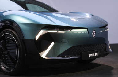 La plus belle des Renault, le grand retour d’une pionnière, une GTI électrique qui réécrit l’histoire, des milliers de Tesla invendues, le grand recul d’Audi et une batterie avec 3000 km d’autonomie… Bienvenue dans Regen n°17