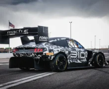 Super Mustang Mach-E : voici la version ultra-musclée du SUV électrique de Ford pour Pikes Peak 2025