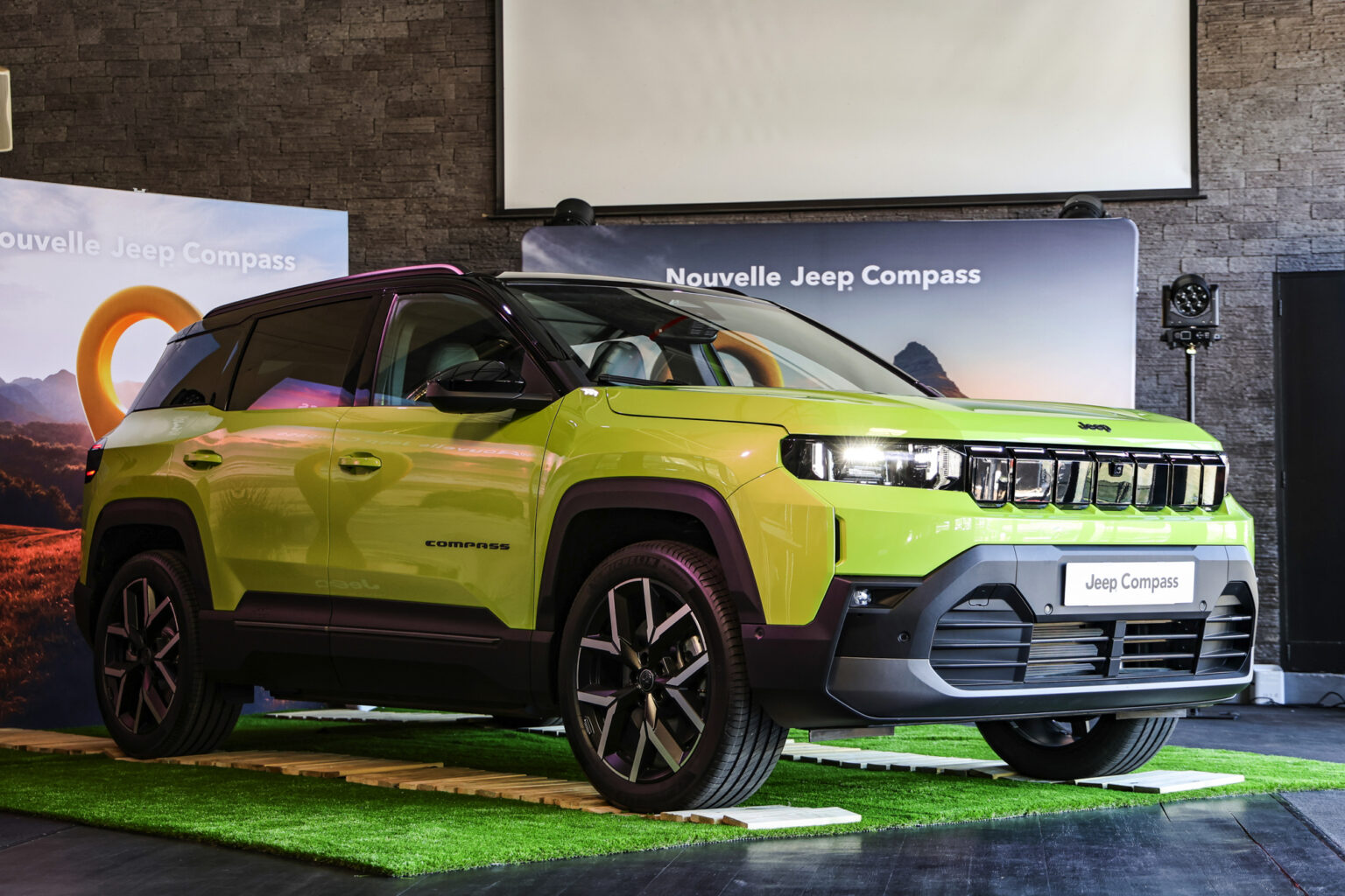 Jeep Compass électrique