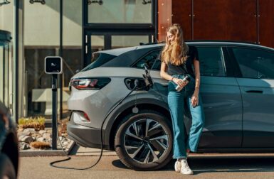 Voiture électrique : où peut-on encore recharger gratuitement ?