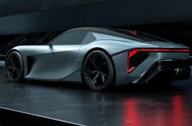 Une Tesla Model Y XXL, une Lexus plus belle qu’une Ferrari, de l’ADN contre le vol de câbles et un drôle de phénomène autour des bornes de recharge… Bienvenue dans Regen n°26