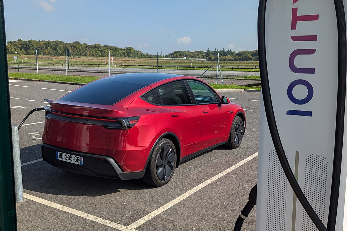 BOROCO Étui de protection pour port de charge Tesla Model 3