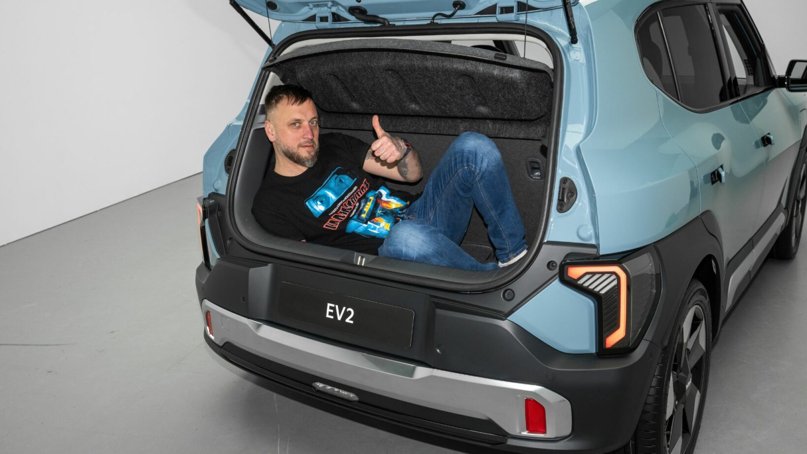 Kia-EV2-suv-e%CC%81lectrique-5-1640x923.