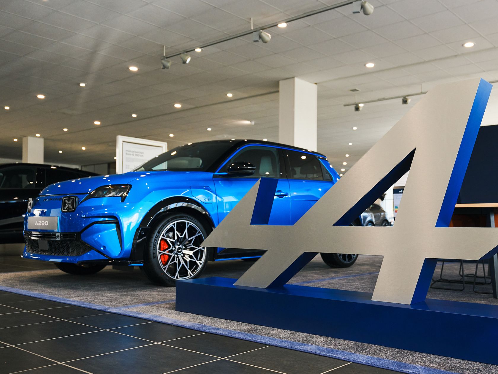 Alpine renforce son réseau en France : un rencentrage stratégique pour mieux vendre ses voitures électriques