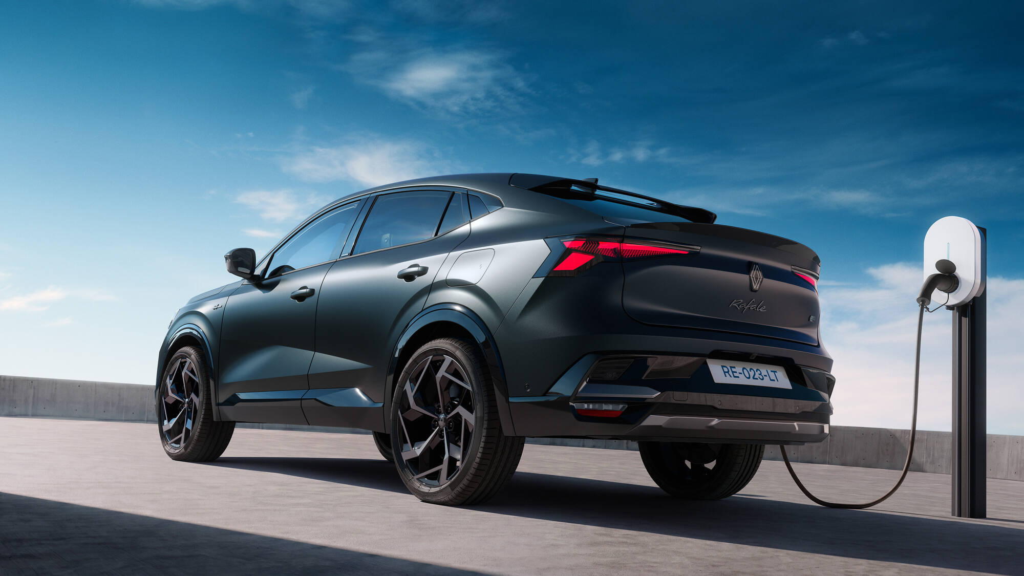 Renault Rafale hybride rechargeable : une série limitée Hypnotic chic… et chère