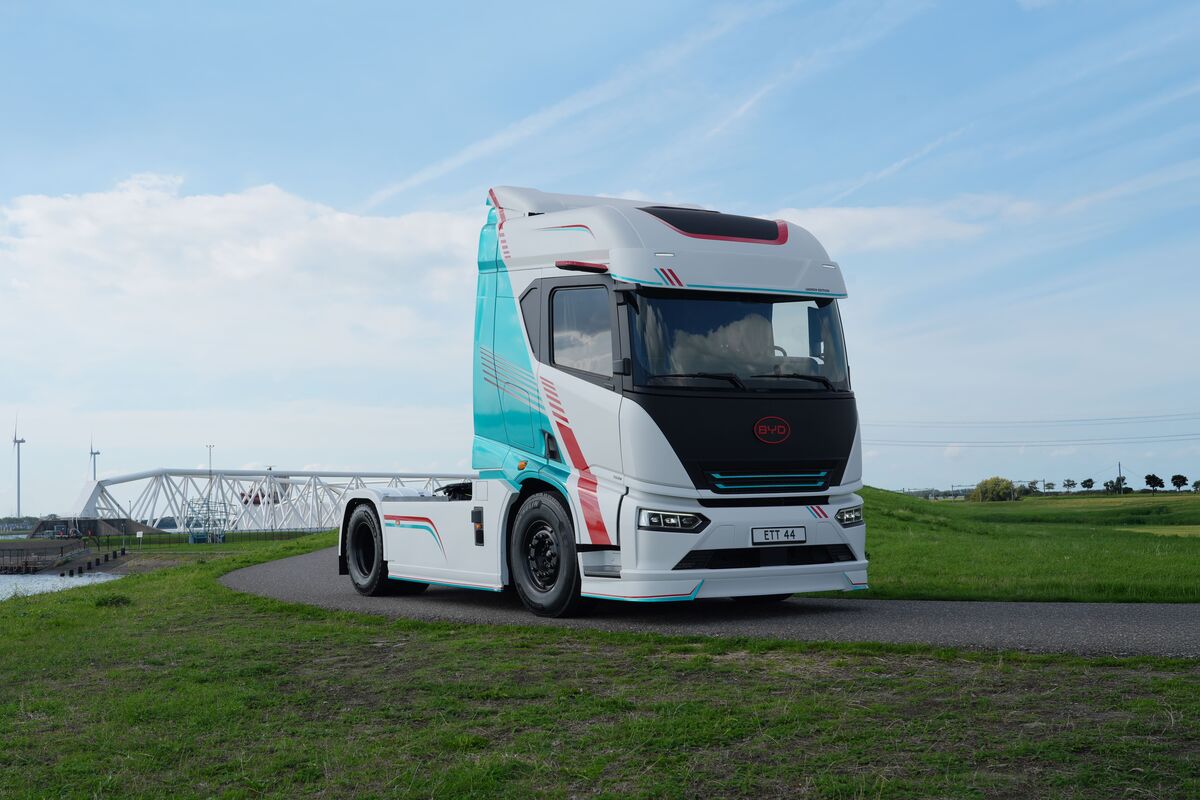 byd-ett44-electric-truck.jpg