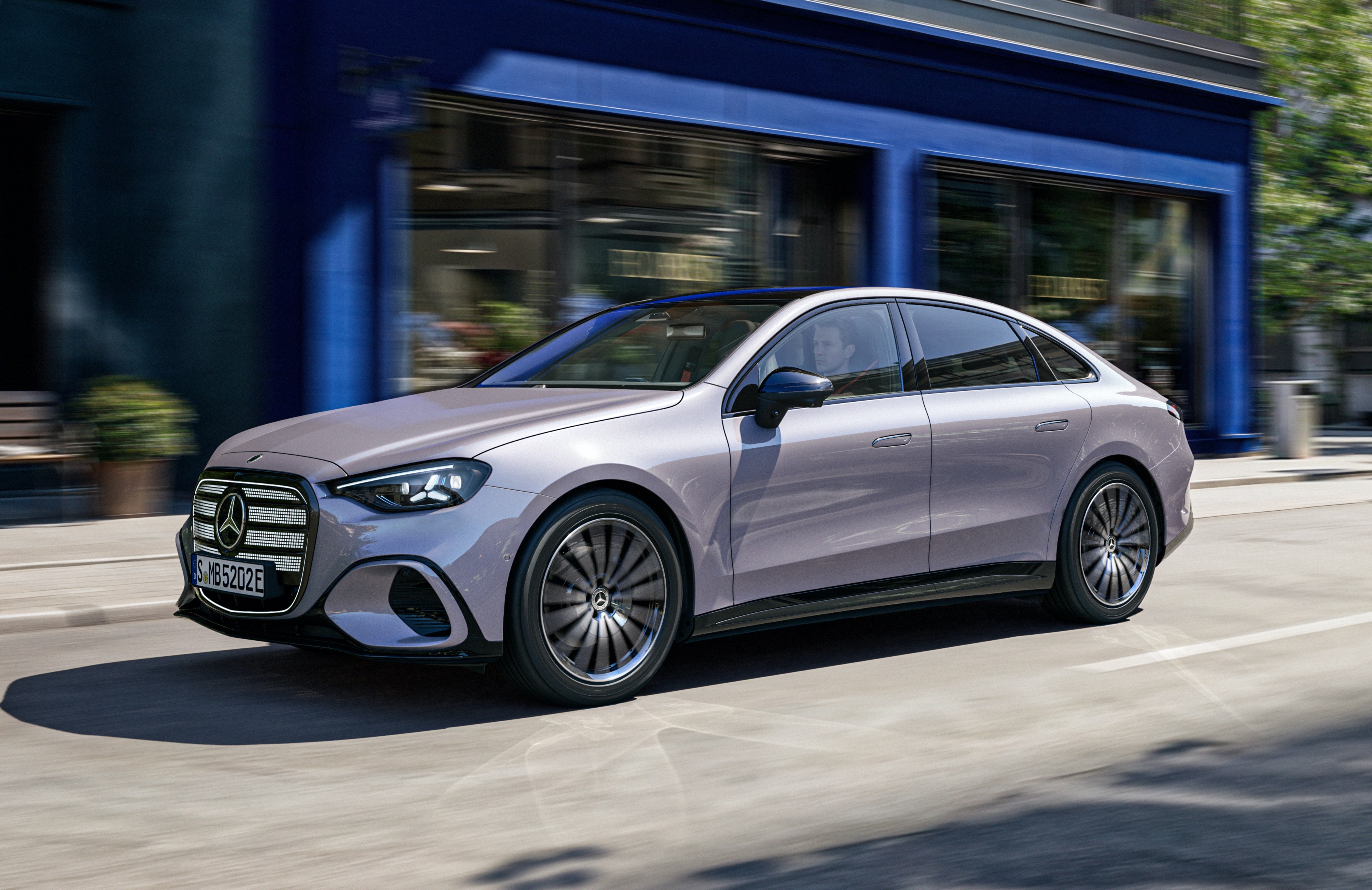 classe-C-e%CC%81lectrique-C300.jpg